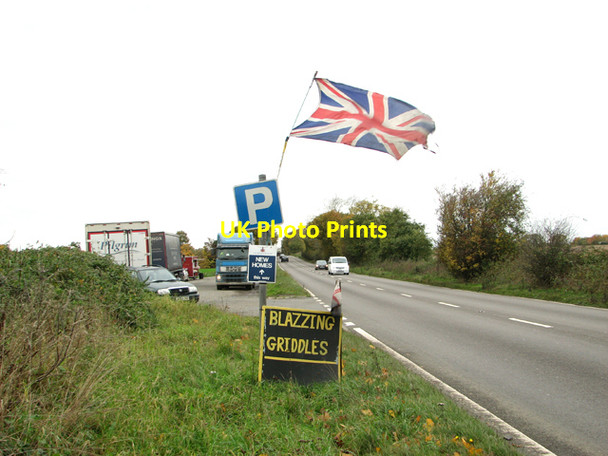 Photo 6"x4" Loddon Road (A146) approaching Hellington Corner Bergh Apton c2016
