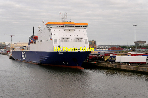 Photo 6"x4" Port of Dublin, P & O Ferry Terminal Ringsend c2016