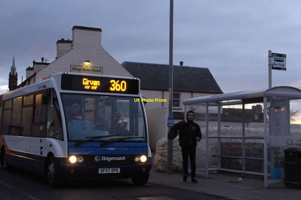 Photo 6"x4" Stagecoach Bus at Ballantrae Ballantrae c2016