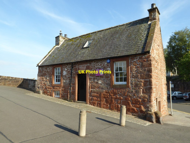 Photo 6"x4" Old Bridge House Museum Dumfries c2016