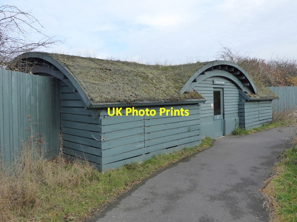 Photo 6"x4" Dulverton Hide, London Wetland Centre Barnes c2016