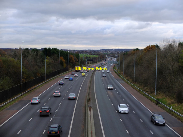 Photo 6"x4" Looking South from the M6 footbridge at Gathurst Shevington c2016