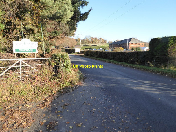 Photo 6"x4" Road passing Leominster Golf Club Ford\/SO5155 c2016