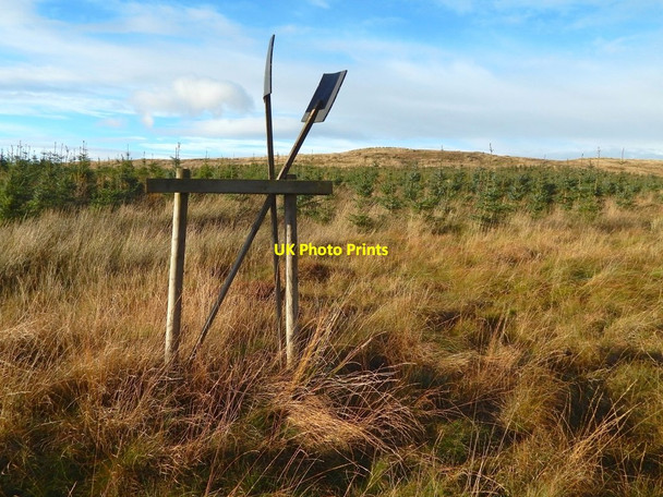 Photo 6"x4" Plantation beside the Red Burn Craigendoran c2016