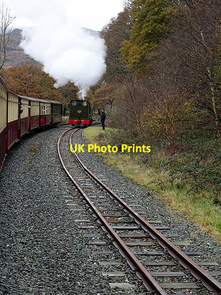 Photo 6"x4" Running round at Hafod-y-llyn Nantmor c2016