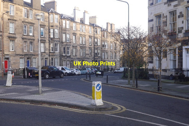 Photo 6"x4" Montgomery Street Edinburgh c2016