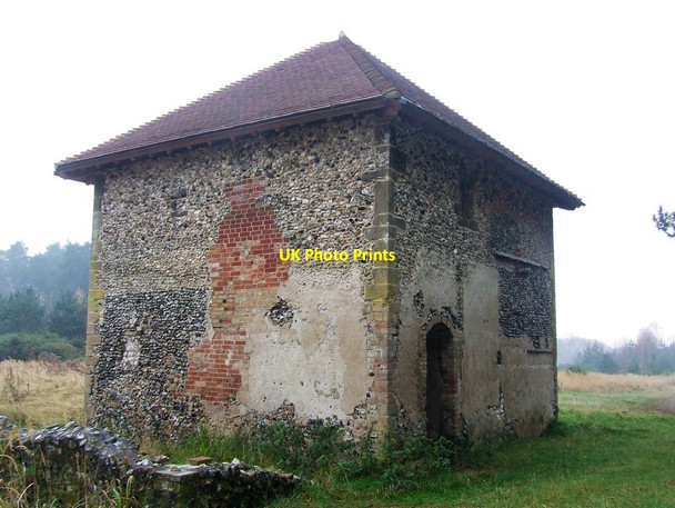 Photo 6"x4" Formers Warreners Lodge Mildenhall\/TL7175 c2016