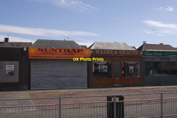Photo 6"x4" Shops, Clapgate Lane Ince in Makerfield c2016