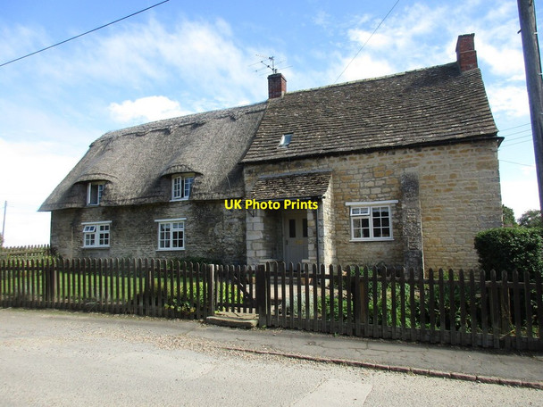 Photo 6"x4" Cottage, West End, Exton Exton\/SK9211 c2016