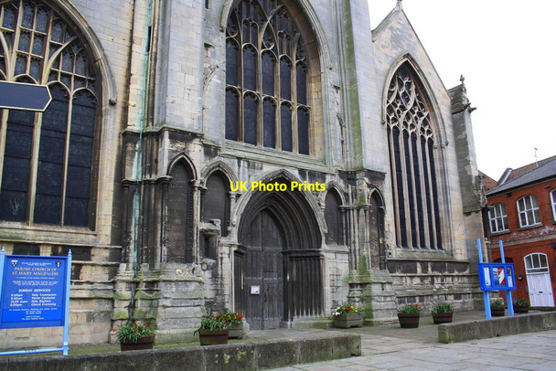 Photo 6"x4" West end of St Mary Magdalene's Church Newark-on-Trent c2016