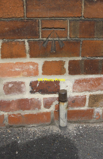 Photo 6"x4" Benchmark on #6 Albert Street Newark-on-Trent c2016