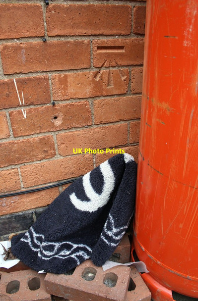 Photo 6"x4" Benchmark on #45 Beech Avenue Newark-on-Trent c2016