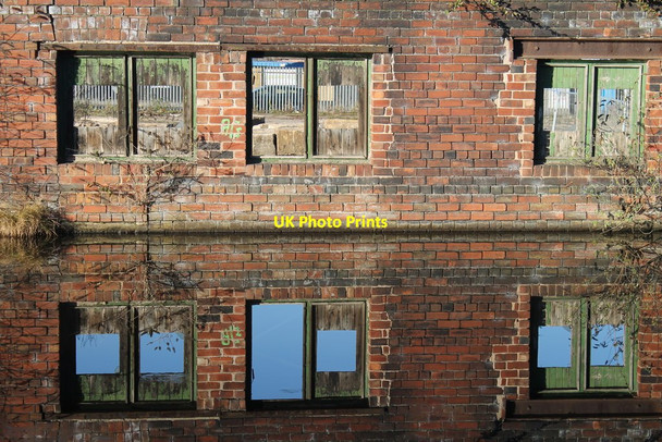 Photo 6"x4" Dereliction on the canal Attercliffe c2017