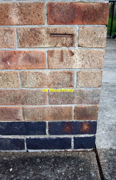 Photo 6"x4" Benchmark on #82\/84 Grange Road Newark-on-Trent c2016