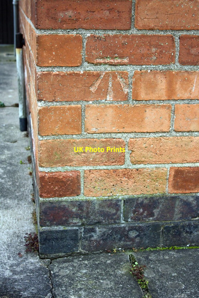 Photo 6"x4" Benchmark on #45 Carlton Road Newark-on-Trent c2016