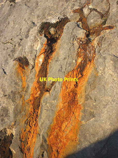 Photo 6"x4" Rust stains, Trowbarrow Red Bridge c2017