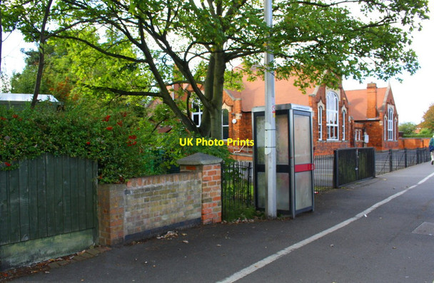 Photo 6"x4" Small bridge, TCB and John Hunt School, London Road Newark-on-Trent c2016