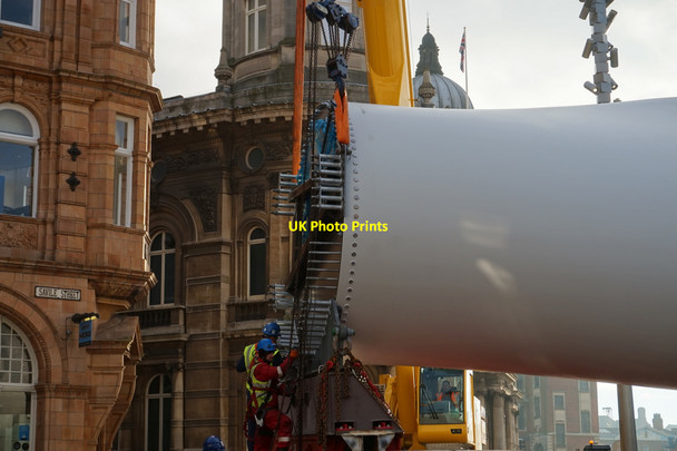 Photo 6"x4" 75 metre Wind Turbine Blade Kingston upon Hull c2017