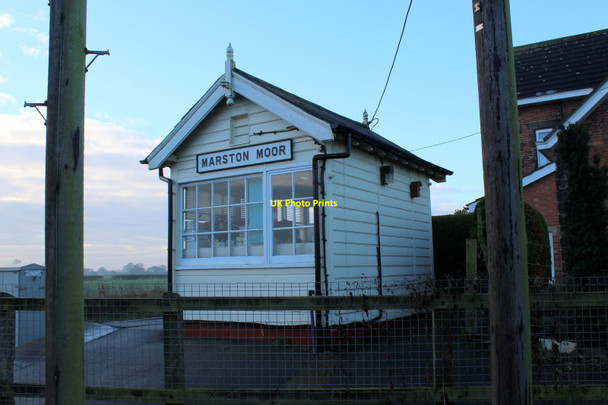 Photo 6"x4" Marston Moor Signal Box Cock Hill\/SE5155 c2017