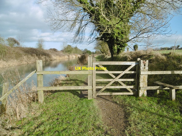Photo 6"x4" Crofton, gate & stile Crofton\/SU2662 c2017