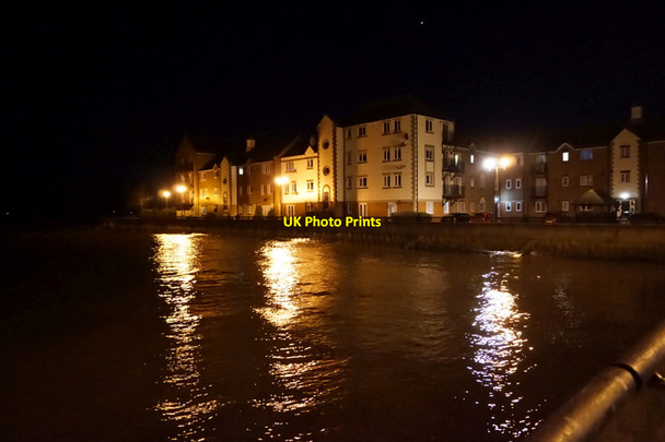 Photo 6"x4" Tidal Surge on the River Humber Kingston upon Hull c2017