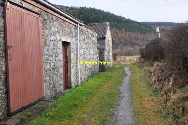 Photo 6"x4" Farm buildings, Innerleithen Mains Innerleithen c2017