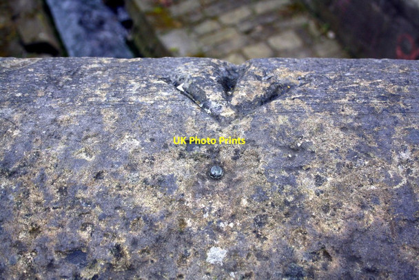 Photo 6"x4" Benchmark on Buslingthorpe Lane bridge Leeds\/SE3034 c2016