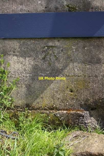 Photo 6"x4" Benchmark on Barn on Station Road Upper Heyford\/SP4926 c2016