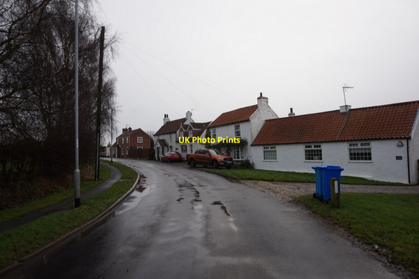 Photo 6"x4" Aldbrough Road, Withernwick South End\/TA1940 c2017