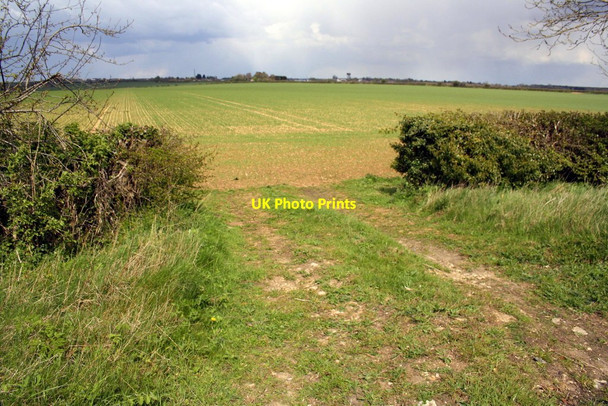 Photo 6"x4" Gateway giving access to field from B4030 Caulcott\/SP5024 c2016