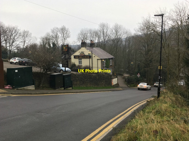 Photo 6"x4" The Holly Bush Crookes c2017