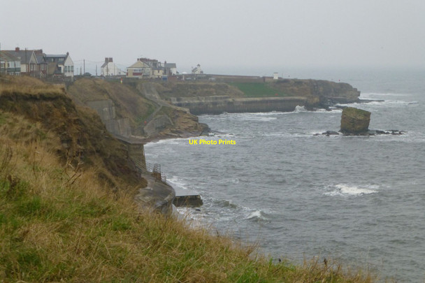 Photo 6"x4" View across Collywell Bay at high tide Seaton Sluice c2017