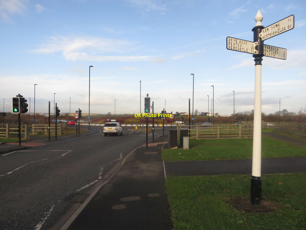 Photo 6"x4" The Northern end of Park Lane, Shiremoor Shiremoor c2016