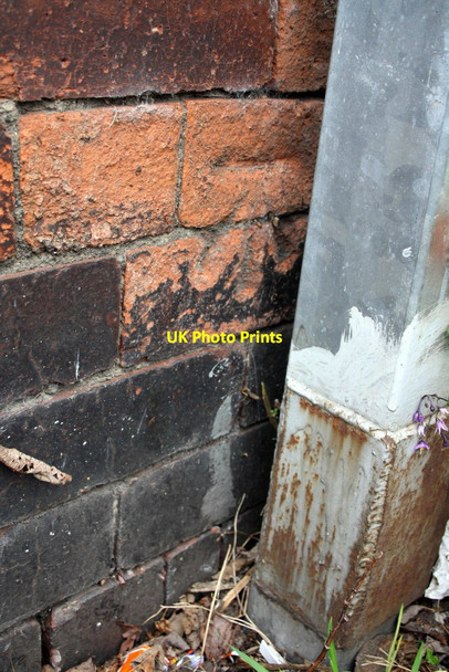 Photo 6"x4" Benchmark on Stead Suede Works, Sheepscar Street Leeds\/SE3034 c2016