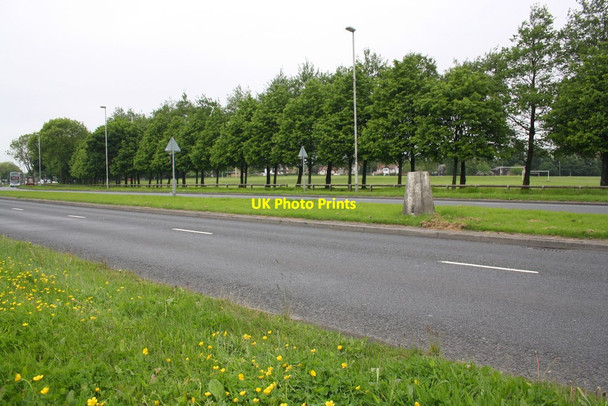 Photo 6"x4" Scott Hall Road (A61) heading NW Leeds\/SE3034 c2016