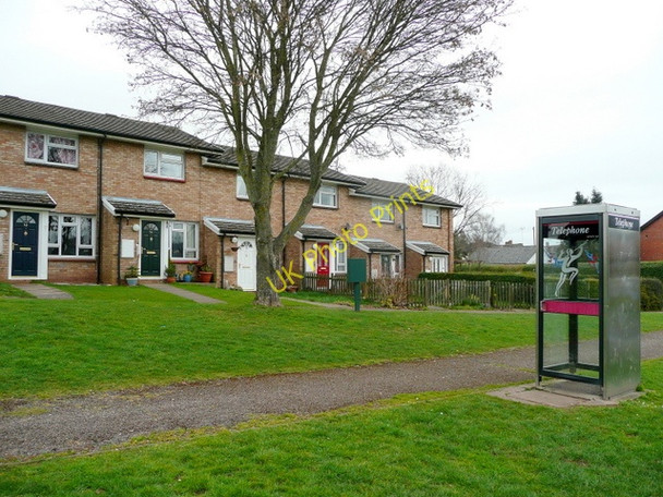 Photo 6"x4" Housing and telephone box, Ross-on-Wye Ross-on-Wye c2009
