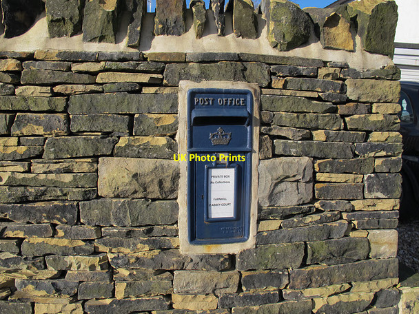 Photo 6"x4" Blue postbox, Newlaithes Road Horsforth c2017