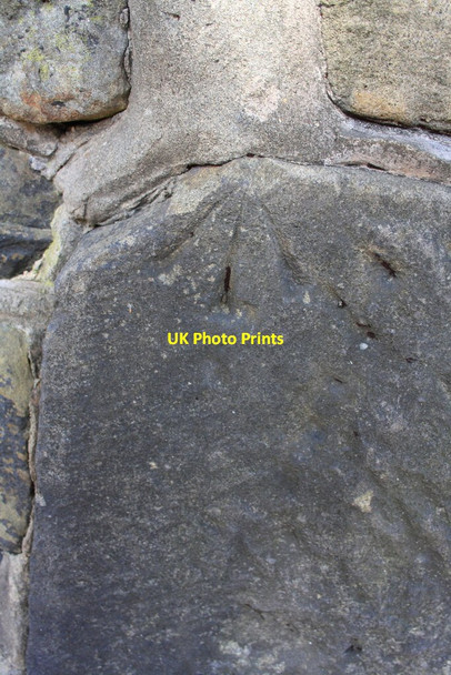 Photo 6"x4" Benchmark on wall at entrance to Lovell Park Leeds\/SE3034 c2016