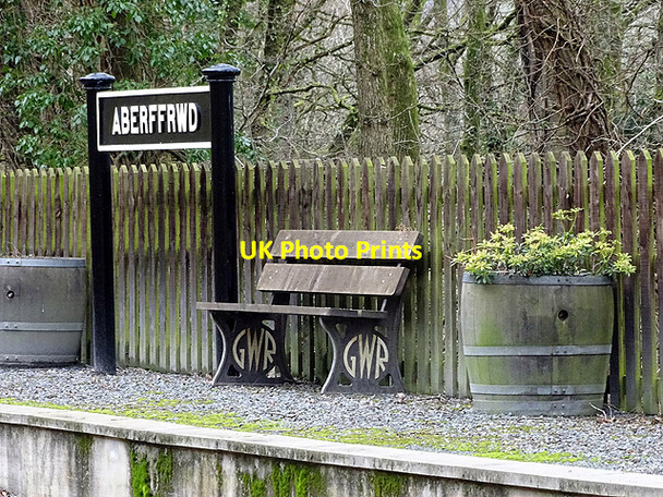 Photo 6"x4" Station furniture at Aberffrwd Aberffrwd\/SN6878 c2017