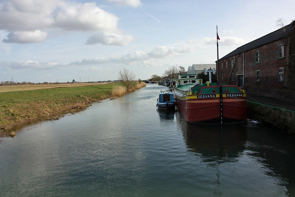 Photo 6"x4" River Hull, Grovehill Beverley c2009