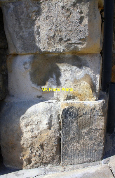 Photo 6"x4" Remains of benchmark on shop at corner of New Road and Market Place Richmond\/NZ1701 c2016