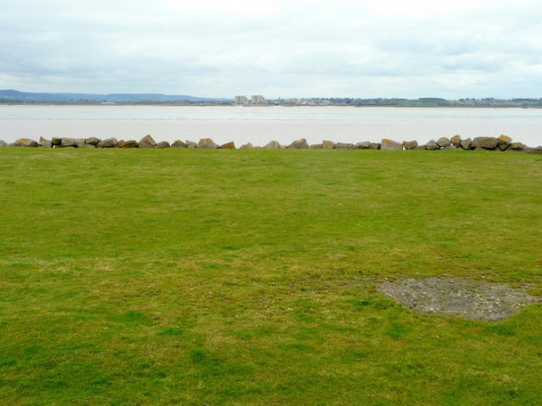 Photo 6"x4" Section of Severn bank Tutnalls c2009