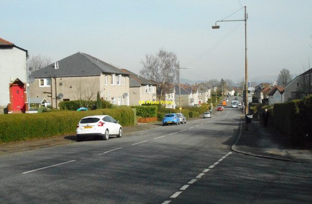 Photo 6"x4" Tweedsmuir Road Cardonald c2017