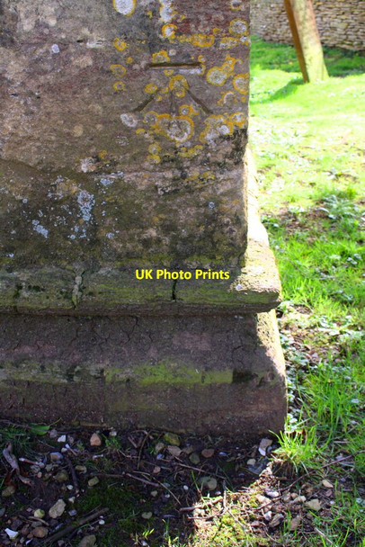 Photo 6"x4" Benchmark on St Britius' Church Carterton\/SP2806 c2017