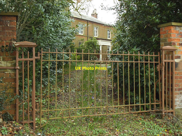 Photo 6"x4" Oakley House, The Hill, Sandbach Sandbach c2017