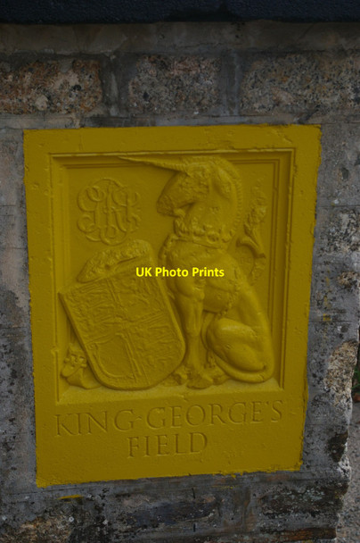Photo 6"x4" Lostwithiel: gatepost to King George's Field Lostwithiel c2016