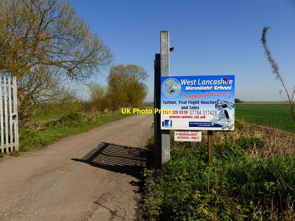 Photo 6"x4" Entrance to West Lancashire Microlight School Lady Green\/SD3103 c2017