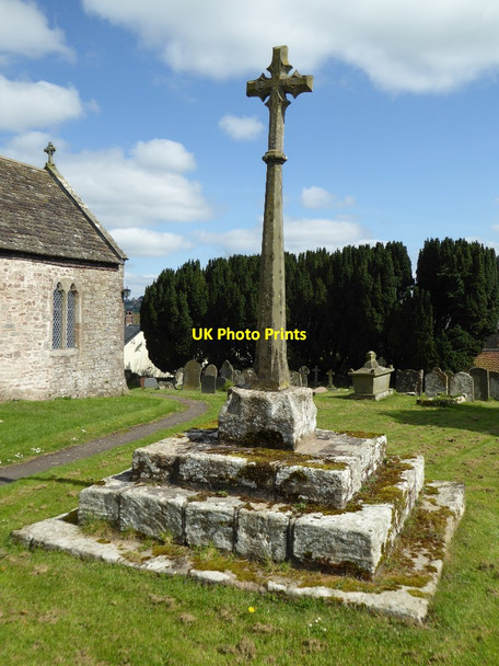 Photo 6"x4" Preaching cross, Llandenny  Llandenny c2017
