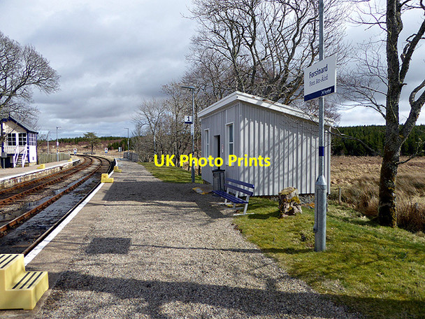 Photo 6"x4" Waiting room on the 'up' platform at Forsinard Station Forsinard c2017