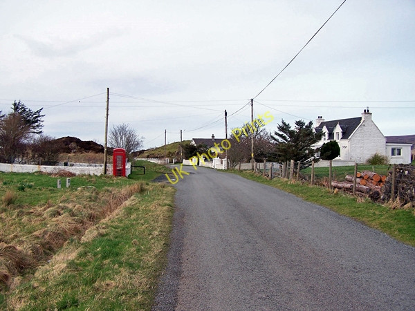 Photo 6"x4" Old road through Bernisdale Bernisdale c2009